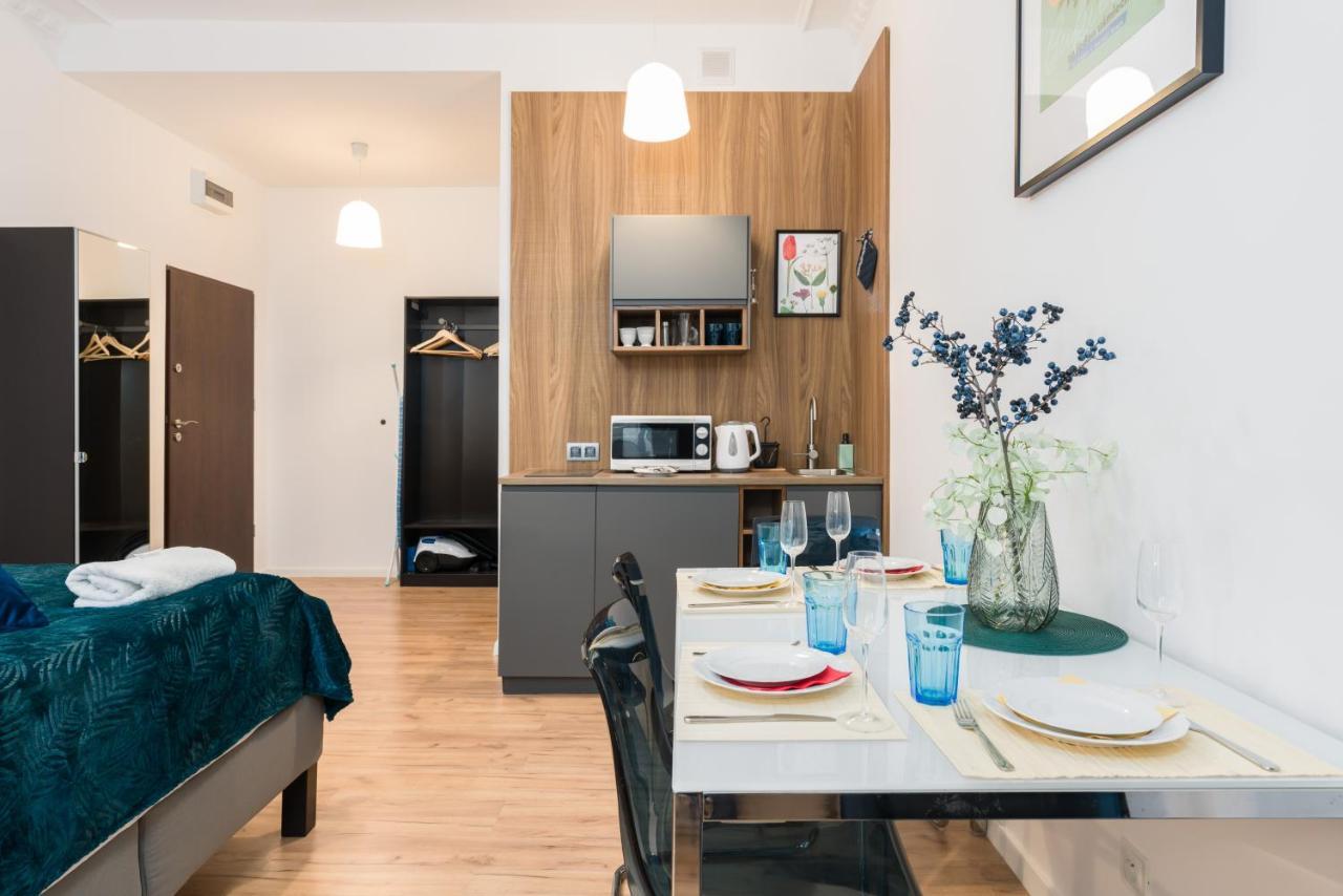 Kwiatowa Apartments Poznan City Center By Noclegi Renters Екстериор снимка