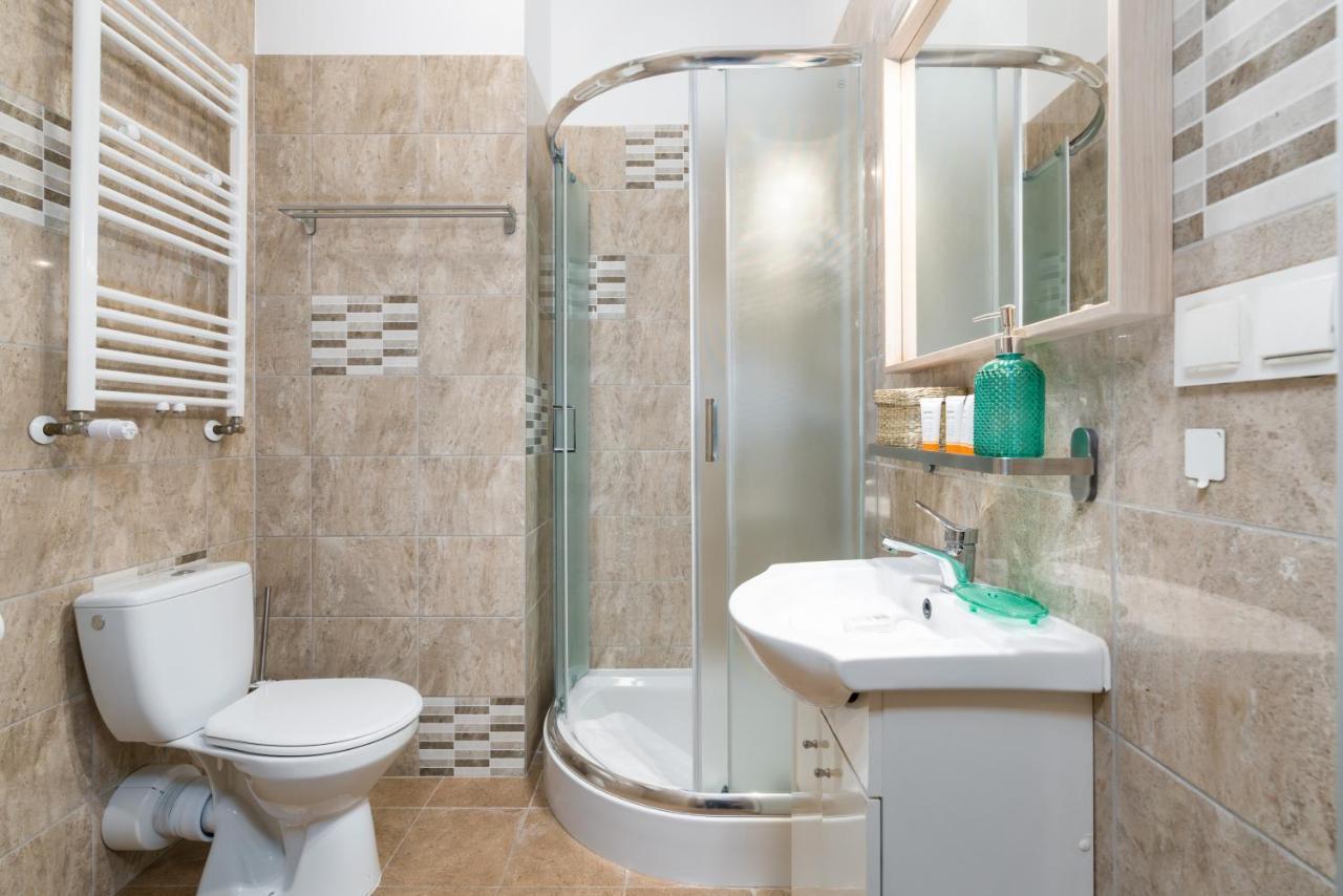 Kwiatowa Apartments Poznan City Center By Noclegi Renters Екстериор снимка