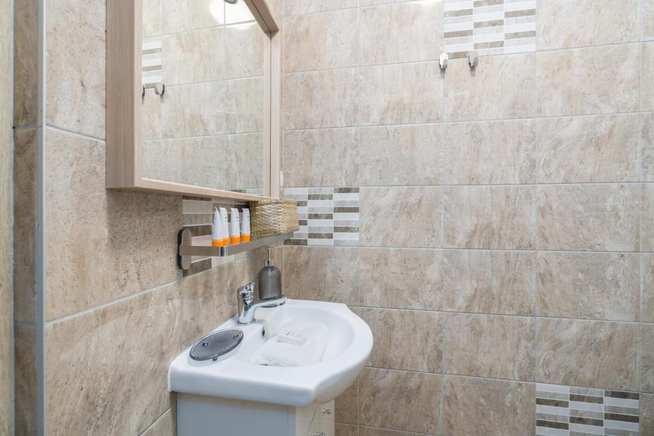 Kwiatowa Apartments Poznan City Center By Noclegi Renters Екстериор снимка