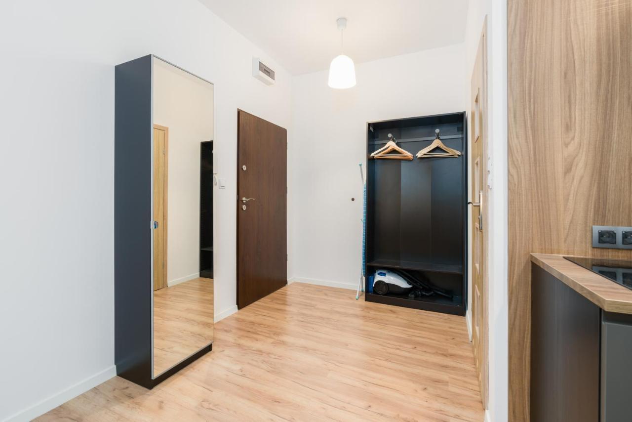 Kwiatowa Apartments Poznan City Center By Noclegi Renters Екстериор снимка