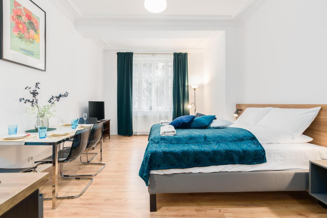 Kwiatowa Apartments Poznan City Center By Noclegi Renters Екстериор снимка